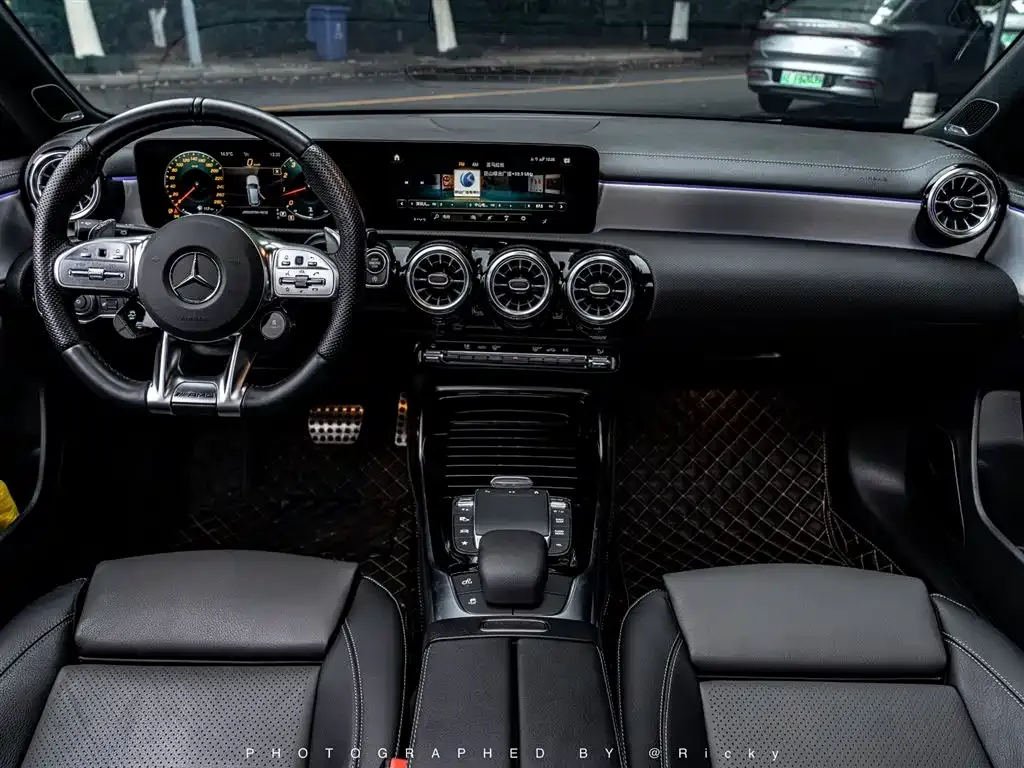 Mercedes-Benz A-Class AMG (Import) 2023 из CN, фото 4