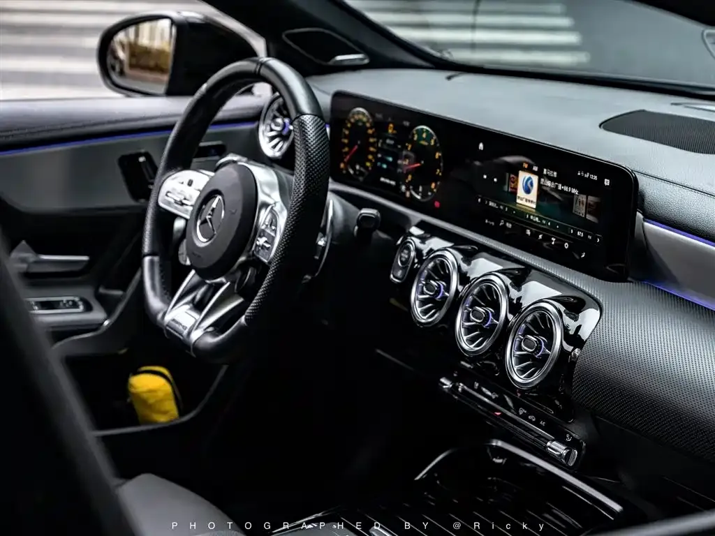 Mercedes-Benz A-Class AMG (Import) 2023 из CN, фото 5