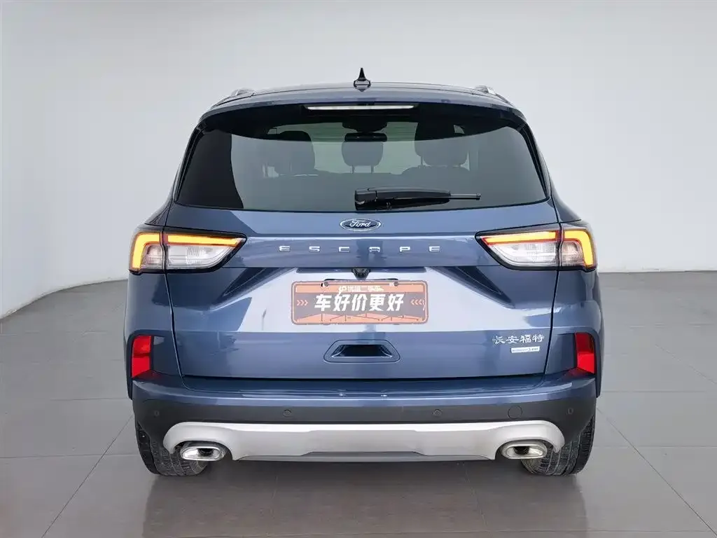 Ford Escape 2023 из CN, фото 2