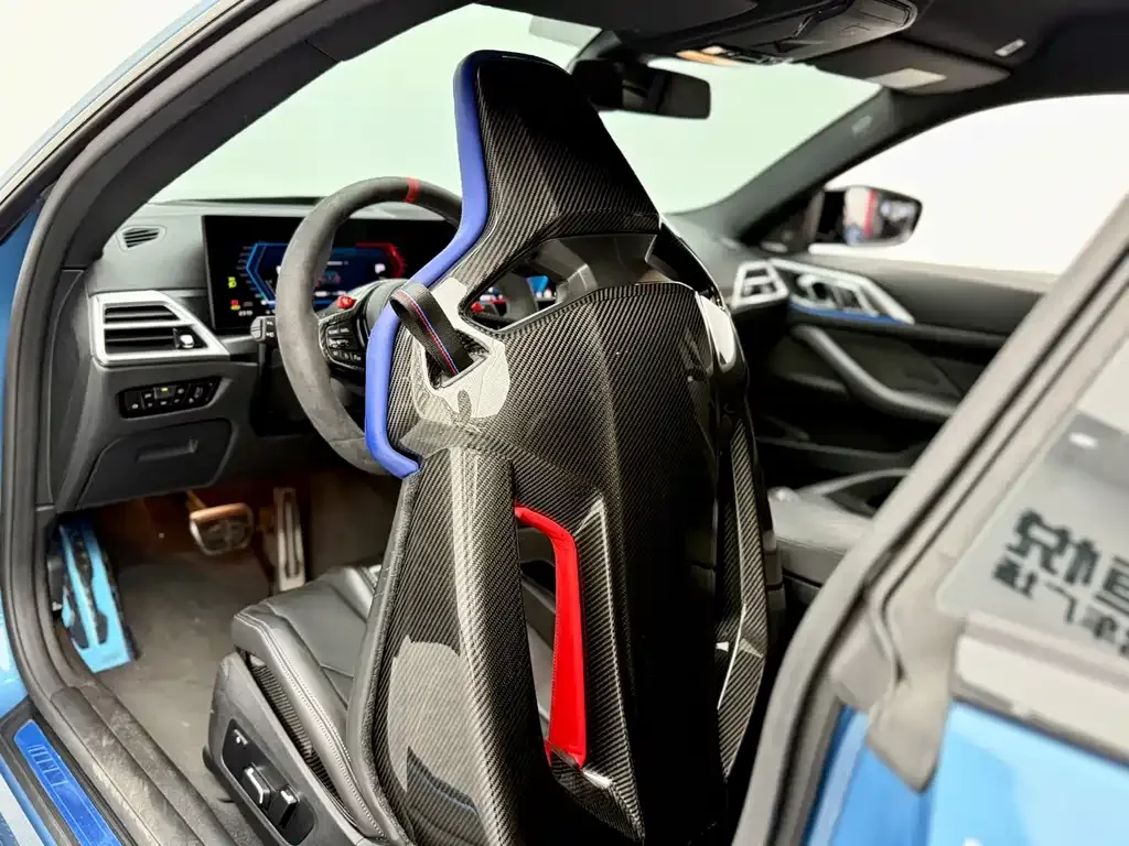 BMW M4 — фото 10