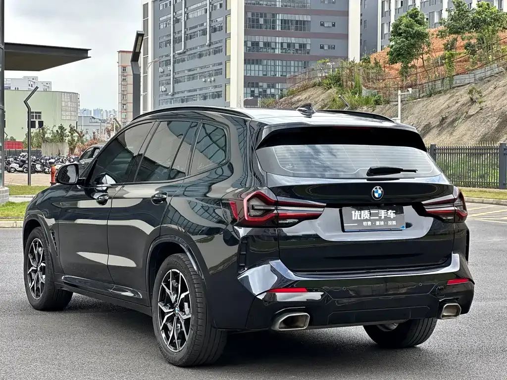 BMW X3 — фото 9