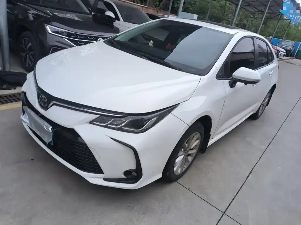 Toyota Corolla 2022 из CN, фото 1