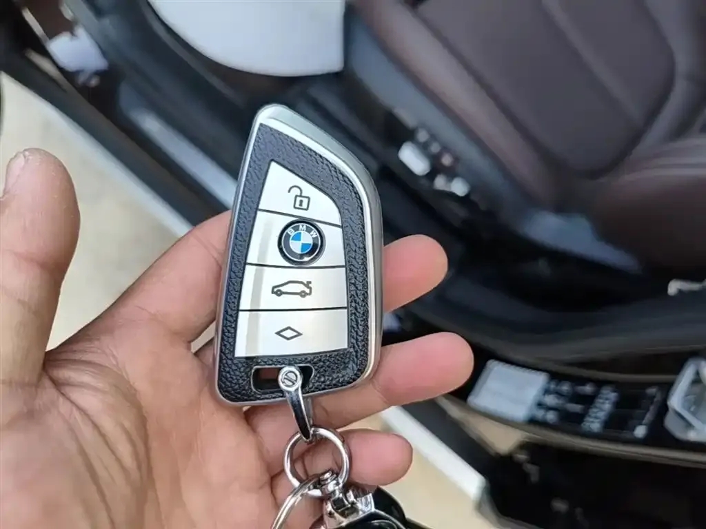 BMW X1 — фото 2