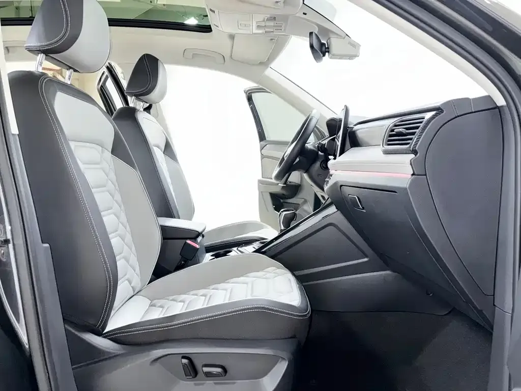 Volkswagen Tayron 2023 из CN, фото 8