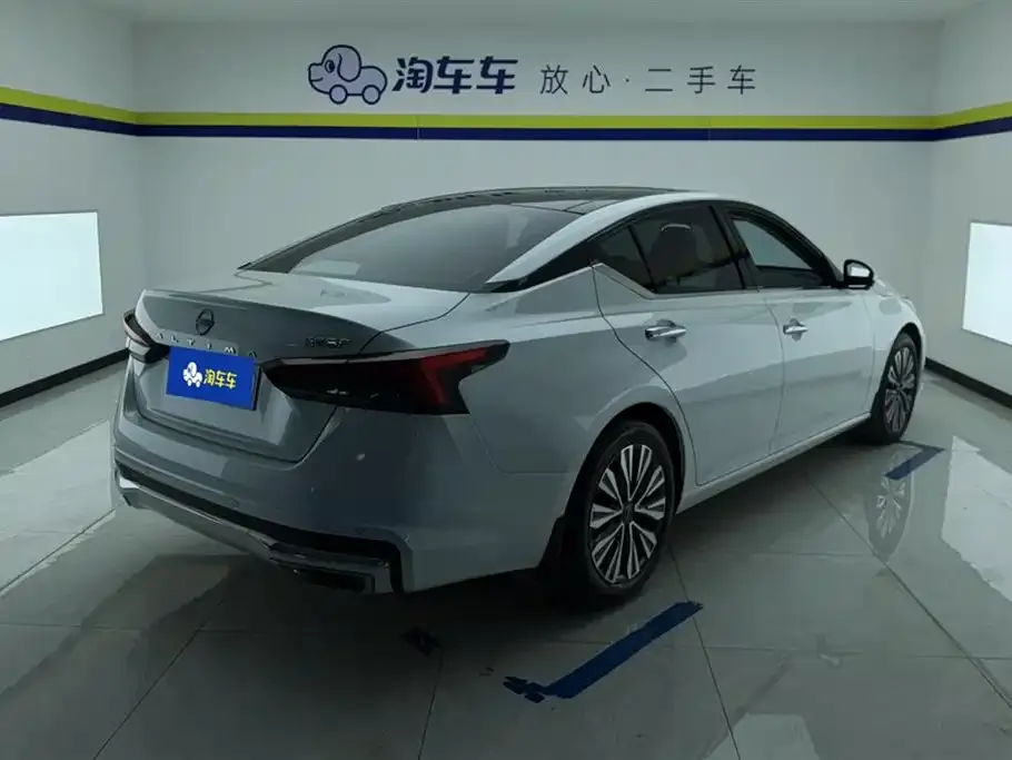 Nissan Teana 2023 из CN, фото 4