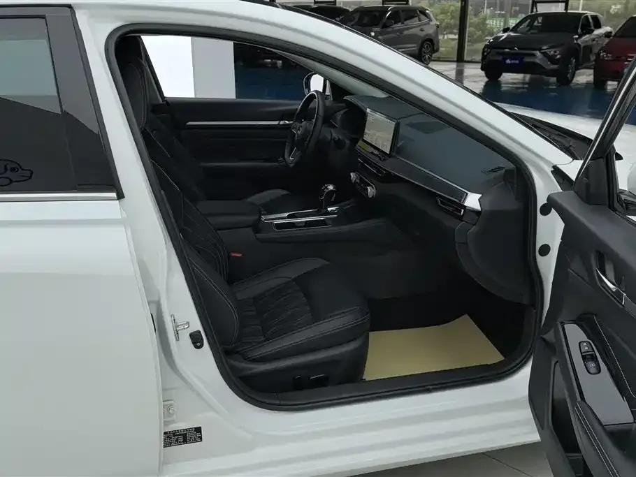 Nissan Teana 2023 из CN, фото 10