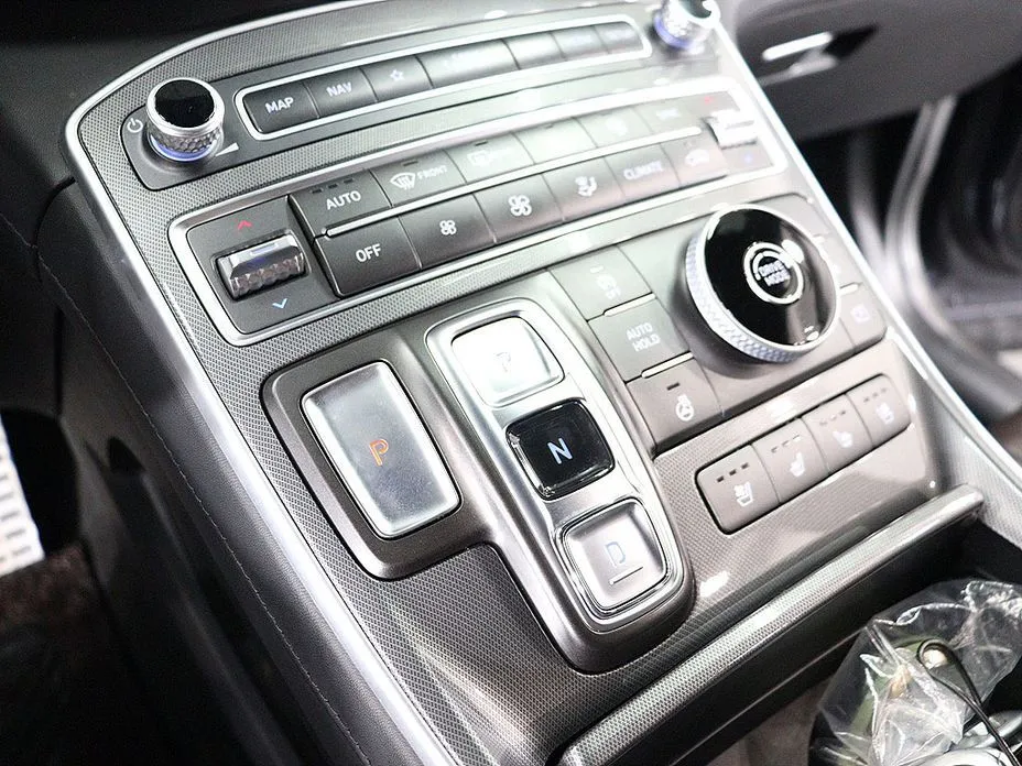 Hyundai Santafe — фото 8