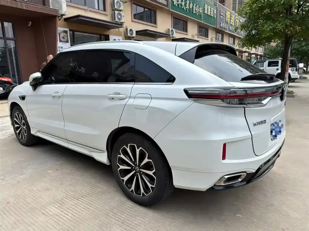 Honda UR-V 2023 из CN, фото 2