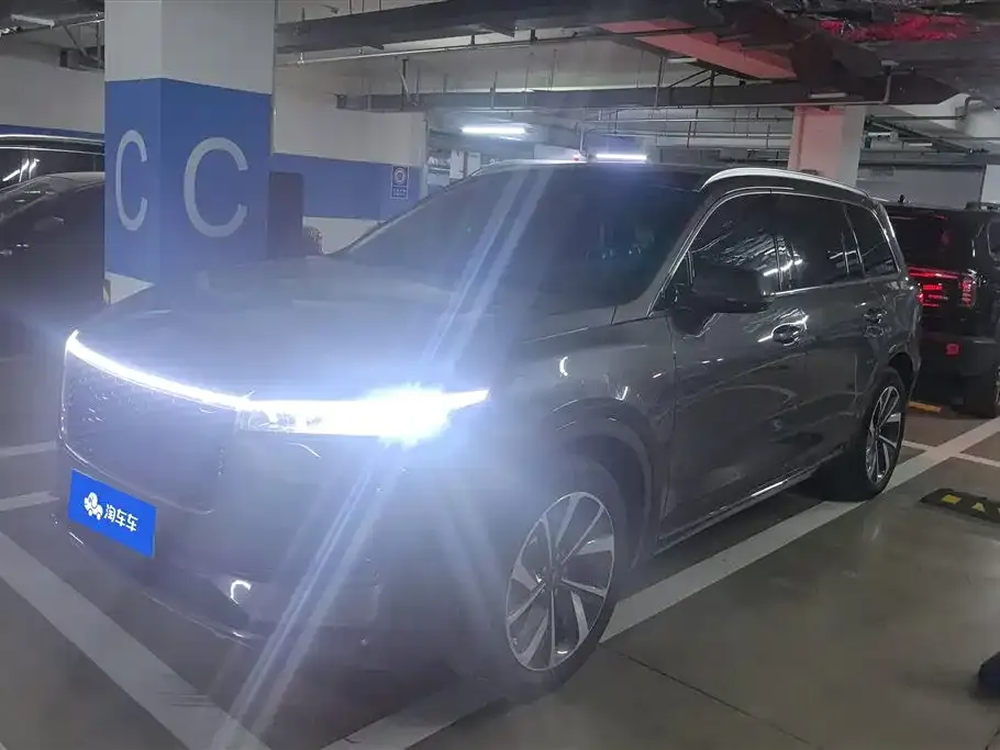 Li Auto ONE