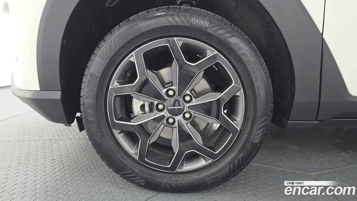 KG Mobility (Ssangyong) Torres — фото 10