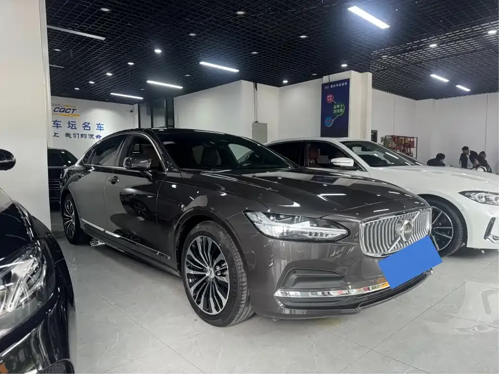 Volvo S90 — фото 8