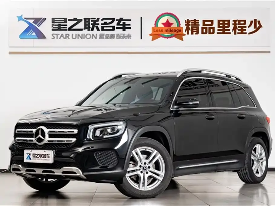 Mercedes-Benz GLB — фото 1