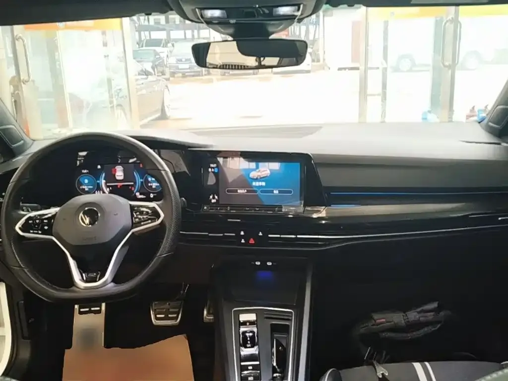 Volkswagen Golf 2022 из CN, фото 3