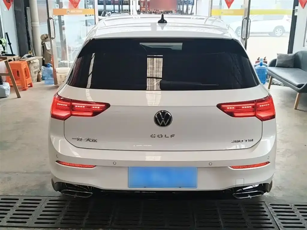 Volkswagen Golf 2022 из CN, фото 5