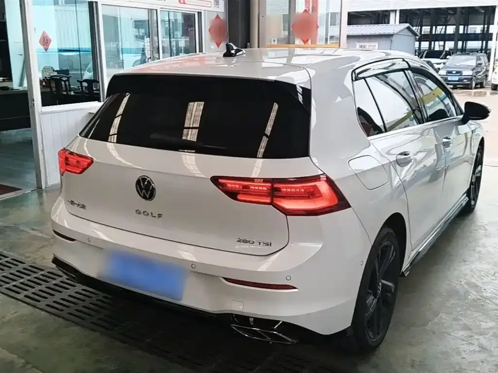 Volkswagen Golf 2022 из CN, фото 9