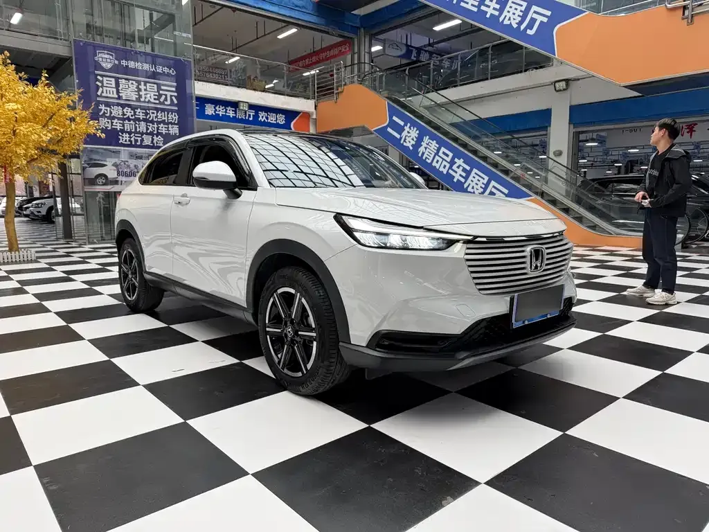 Honda Vezel 2024 из CN, фото 10