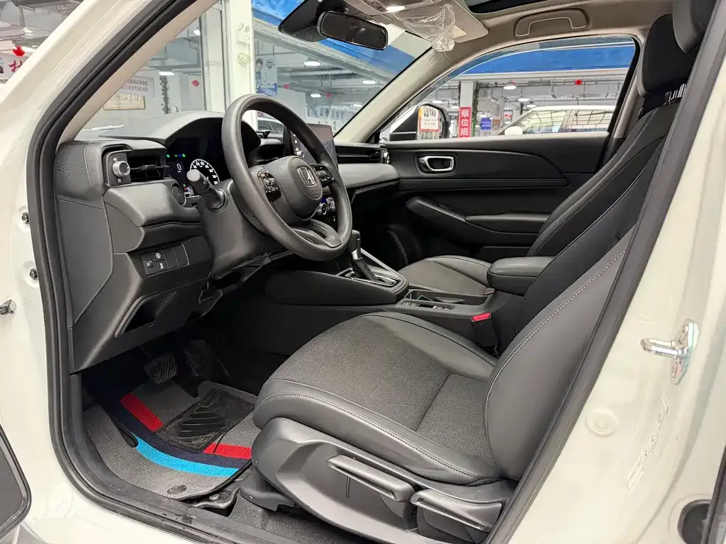 Honda Vezel 2024 из CN, фото 8