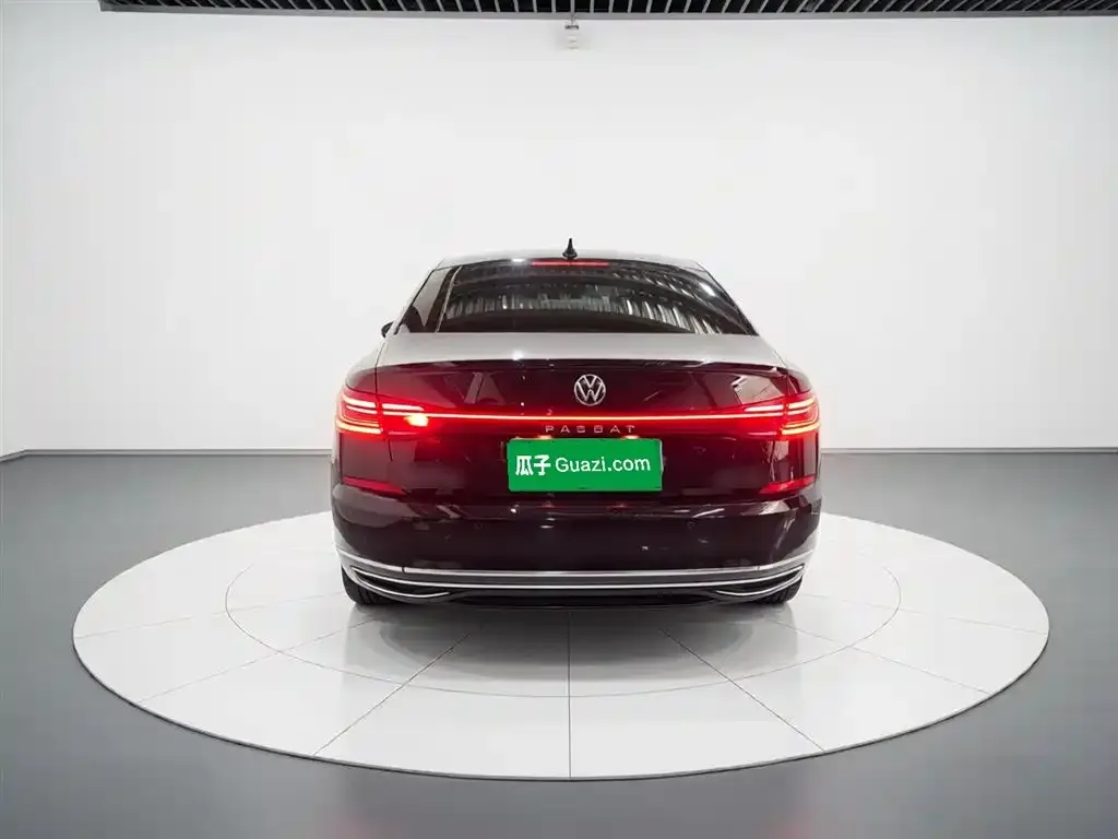 Volkswagen Passat — фото 4