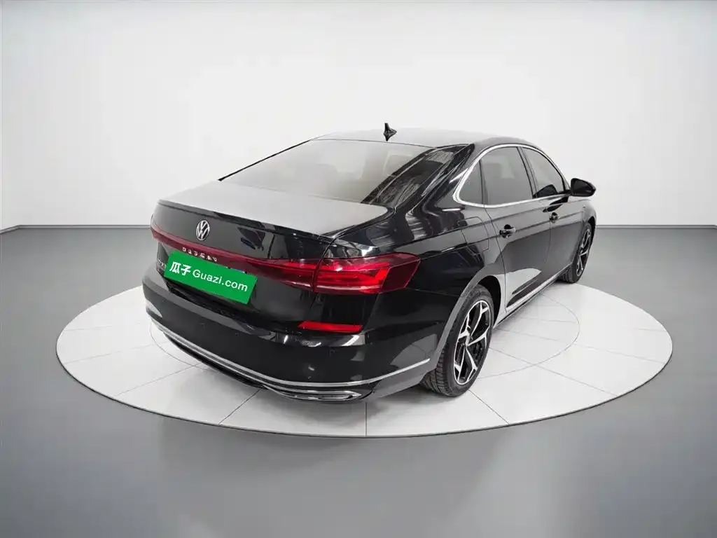 Volkswagen Passat — фото 2