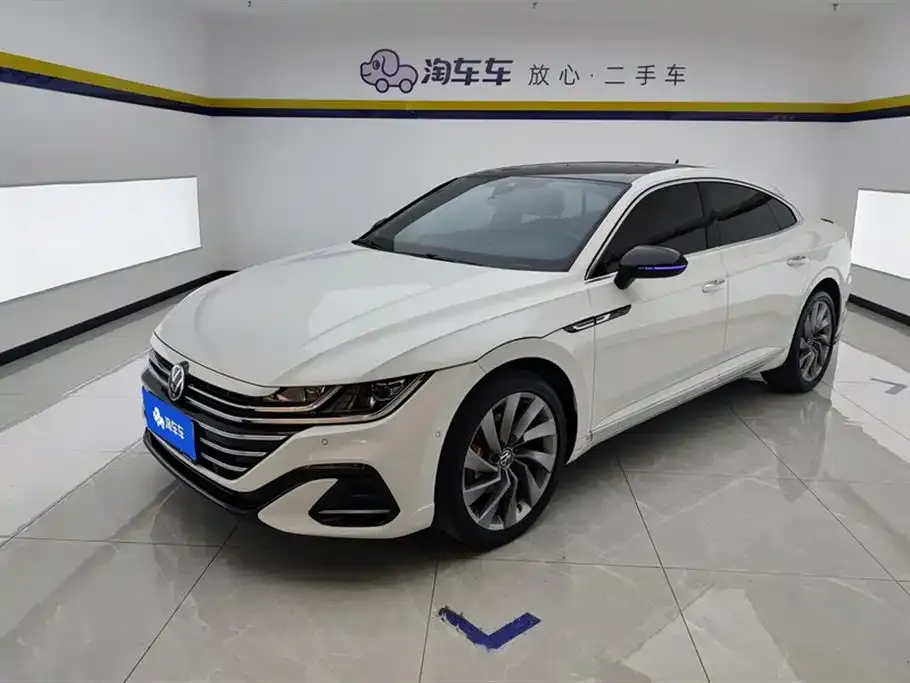 Volkswagen CC 2023 из CN, фото 1