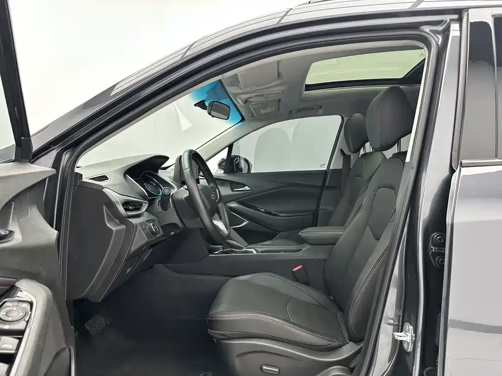 Chevrolet Volando 2023 из CN, фото 8