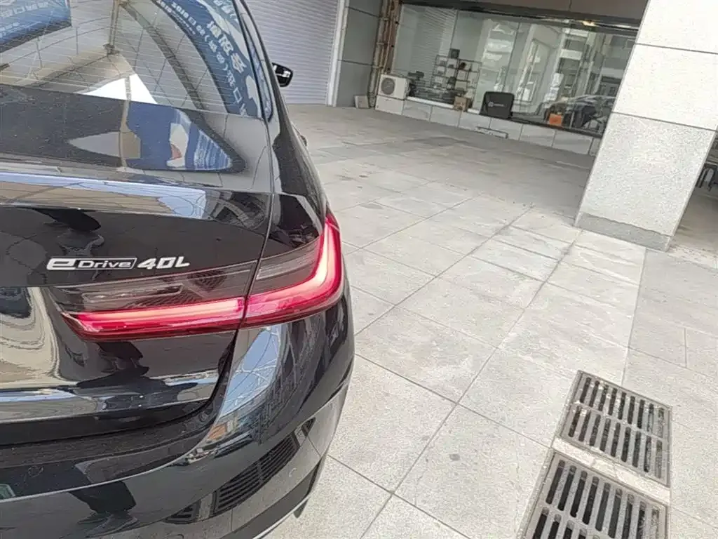 BMW i3 — фото 9