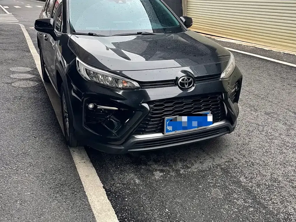 Toyota Wildlander — фото 1