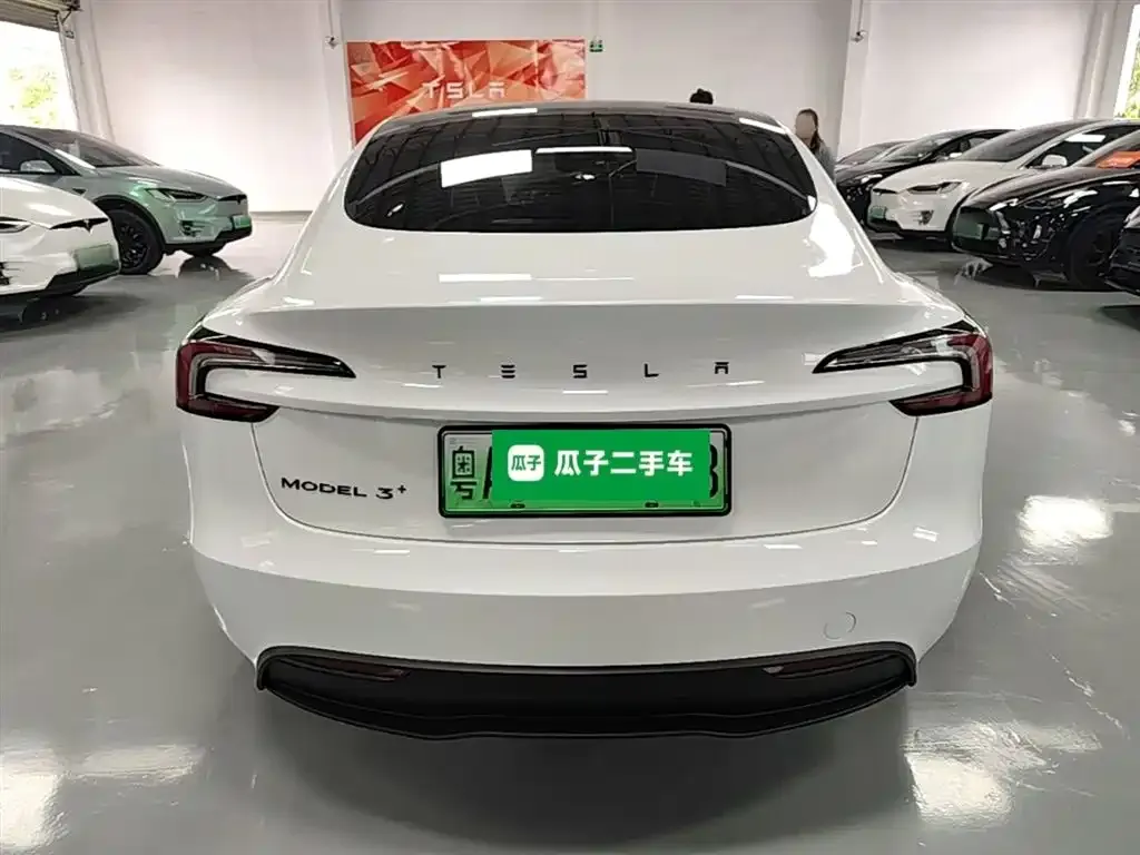 Tesla Model 3 — фото 2
