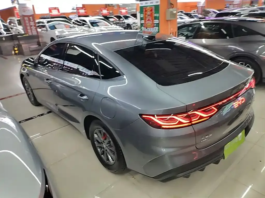 BYD Qin L — фото 9