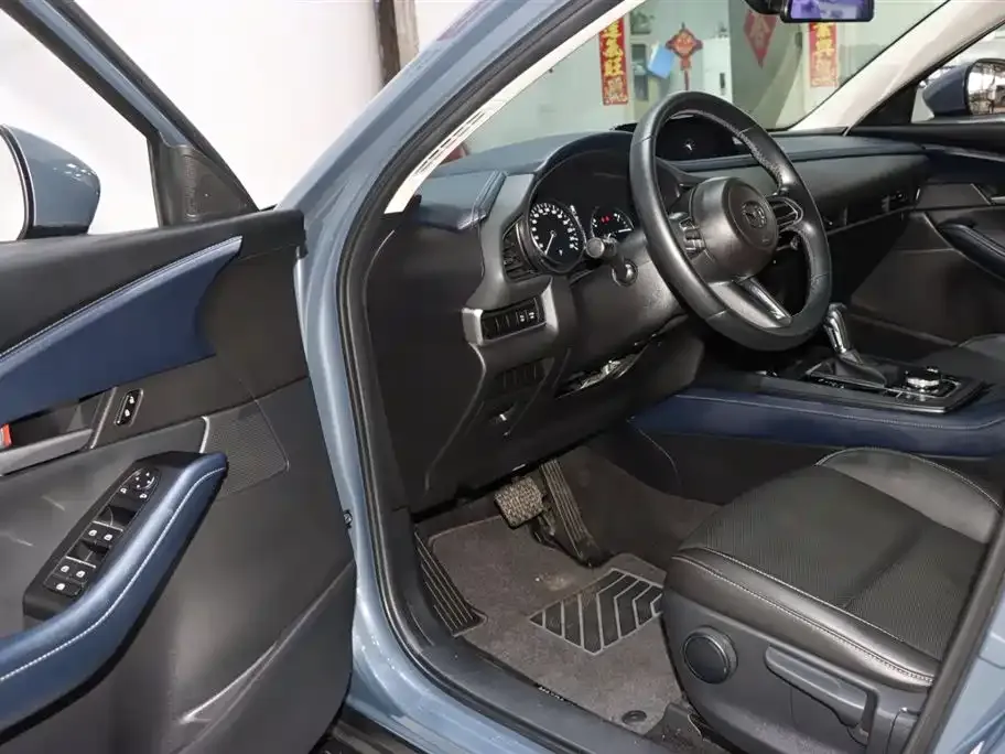 Mazda CX-30 2021 из CN, фото 9