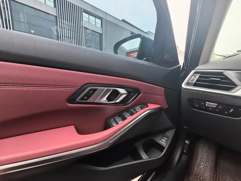 BMW 3 Series — фото 10