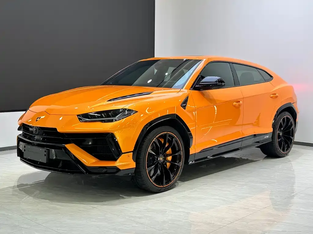 Lamborghini Urus — фото 1