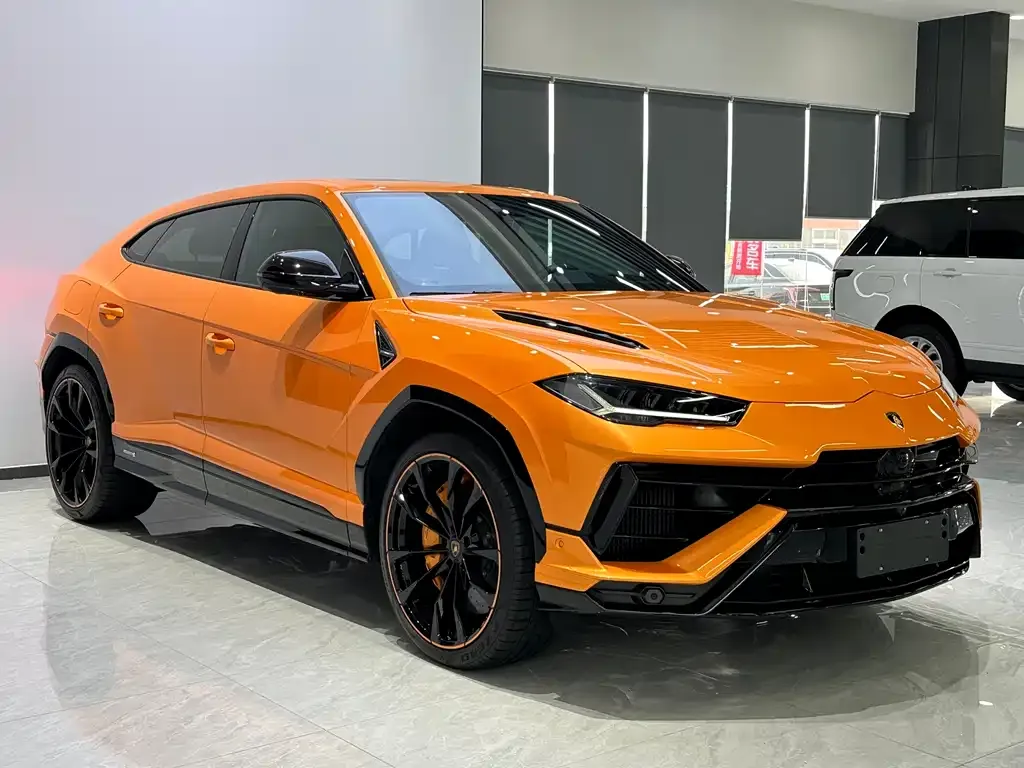 Lamborghini Urus — фото 7