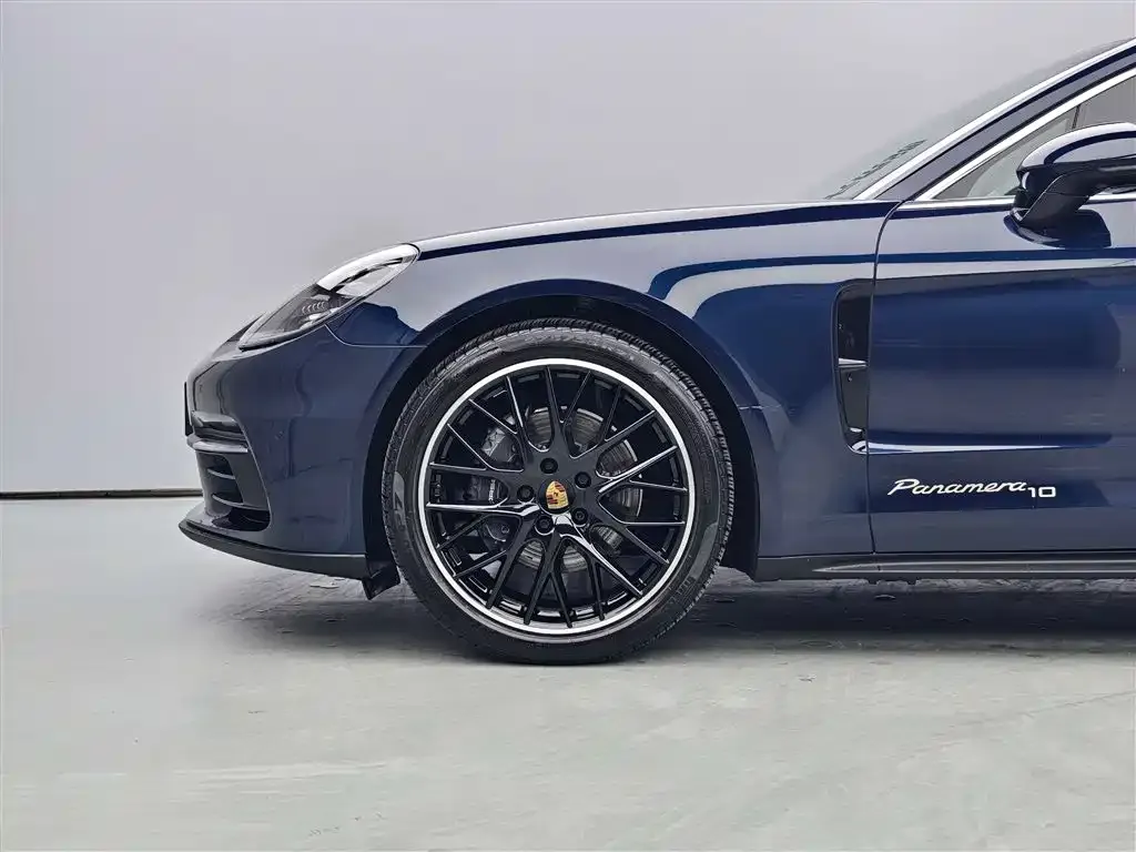 Porsche Panamera — фото 10