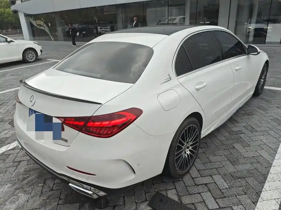 Mercedes-Benz C-Class — фото 10