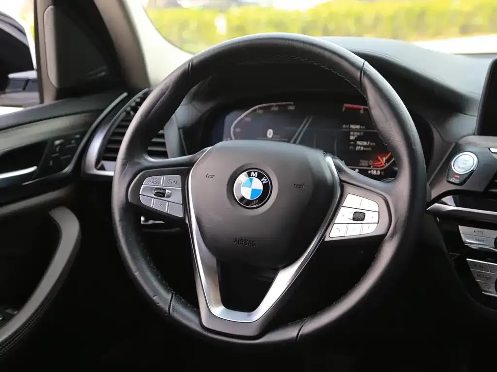 BMW X3 2021 из CN, фото 2