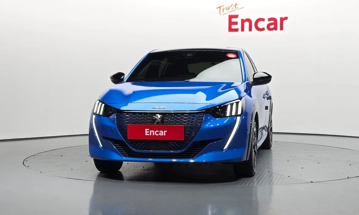 Peugeot 208 2023 из KR, фото 8