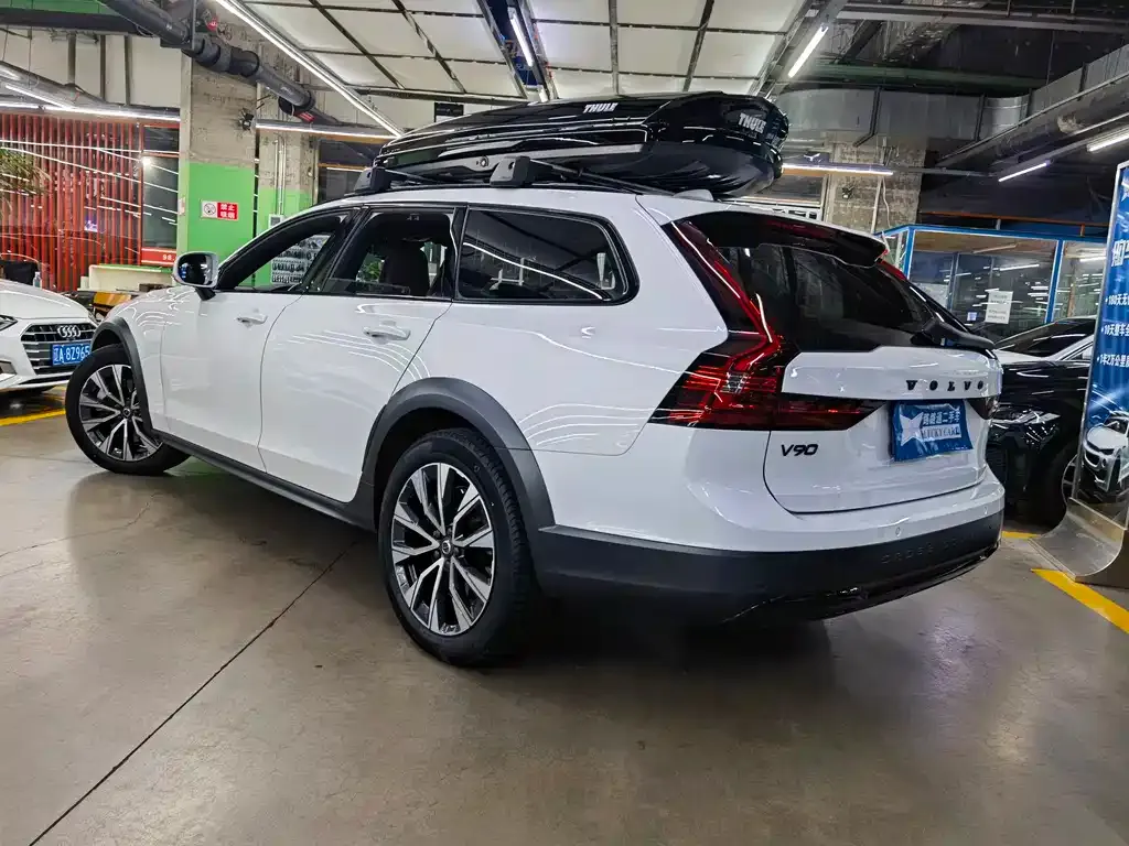 Volvo V90 2021 из CN, фото 9