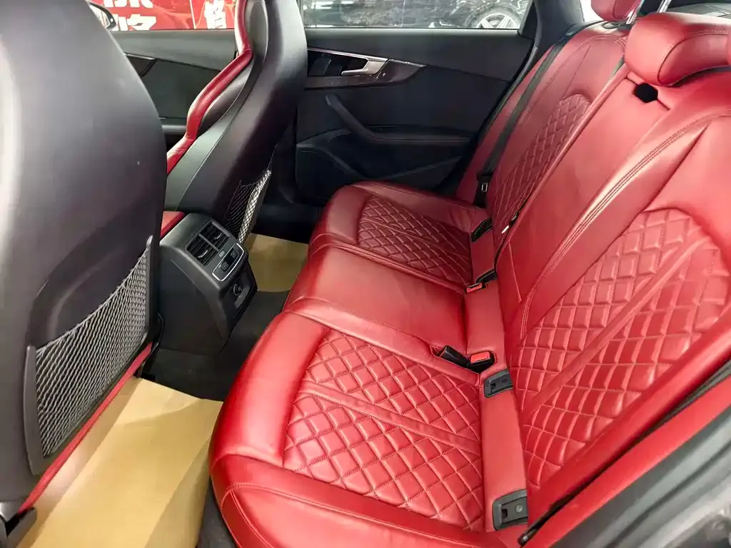 Audi S4 2022 из CN, фото 8