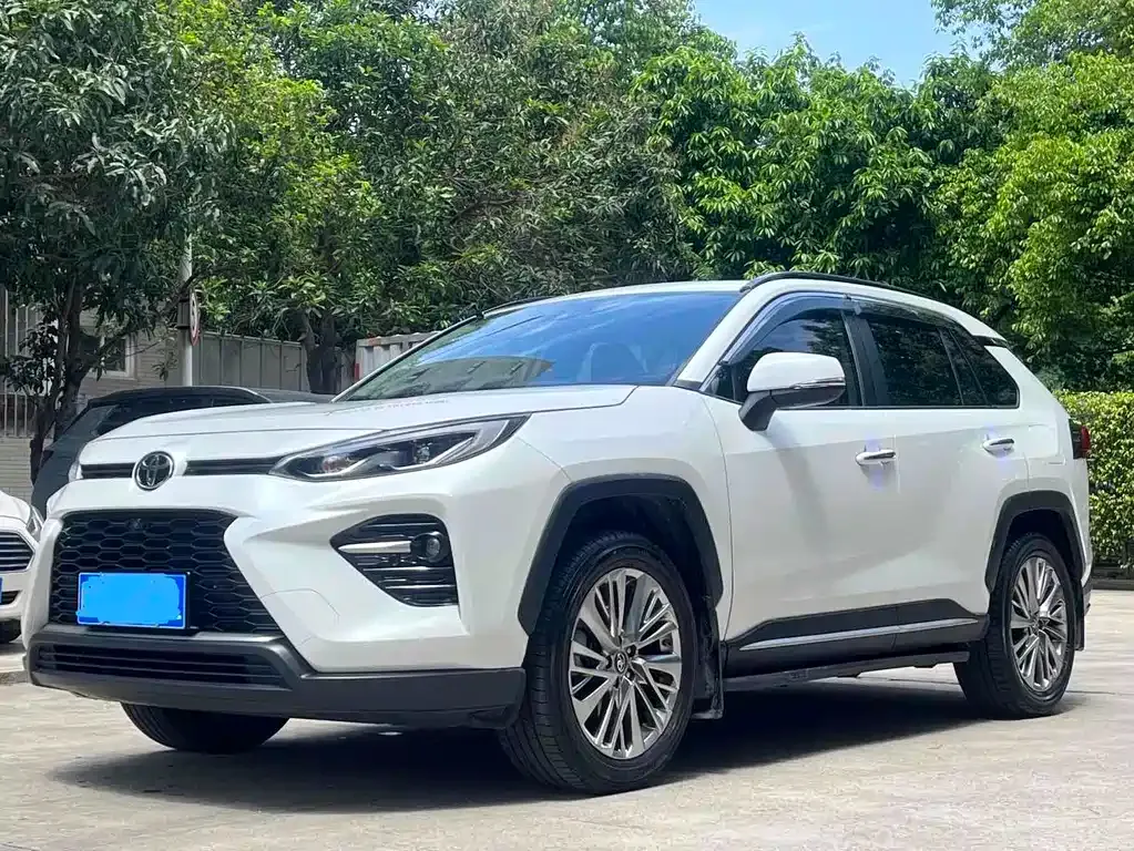 Toyota Wildlander — фото 1