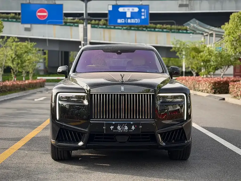 Rolls-Royce Cullinan 2025 из CN, фото 3