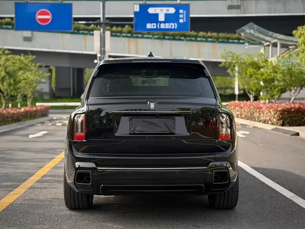Rolls-Royce Cullinan 2025 из CN, фото 8