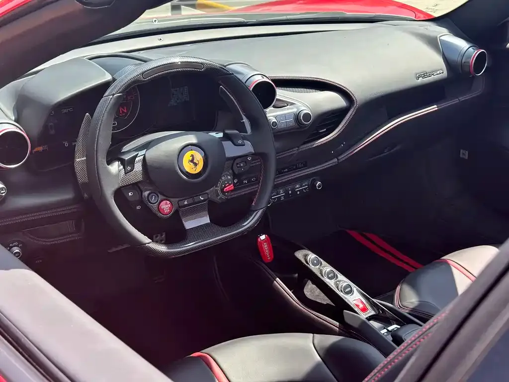 Ferrari F8 — фото 2