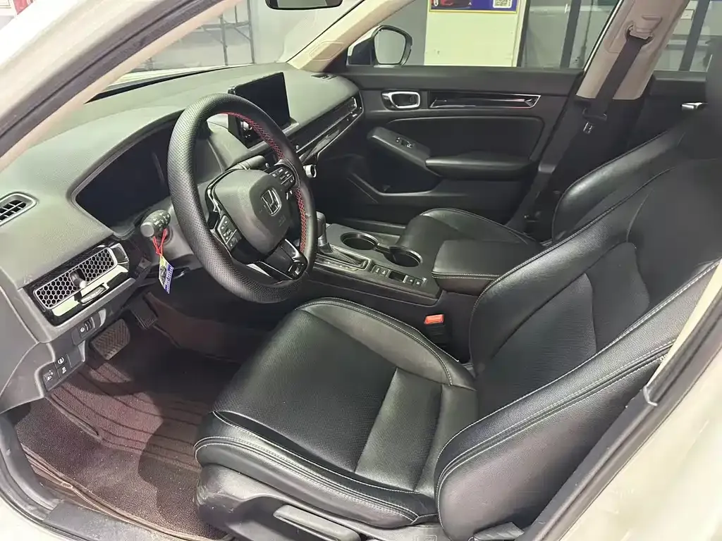 Honda Civic — фото 8