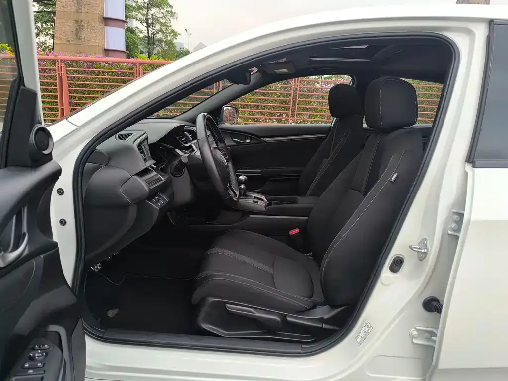 Honda Civic 2022 из CN, фото 6