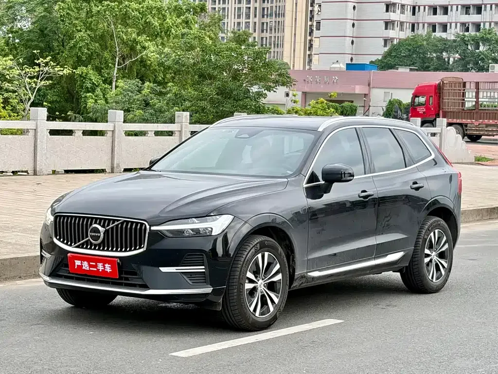 Volvo XC60 2024 из CN, фото 1