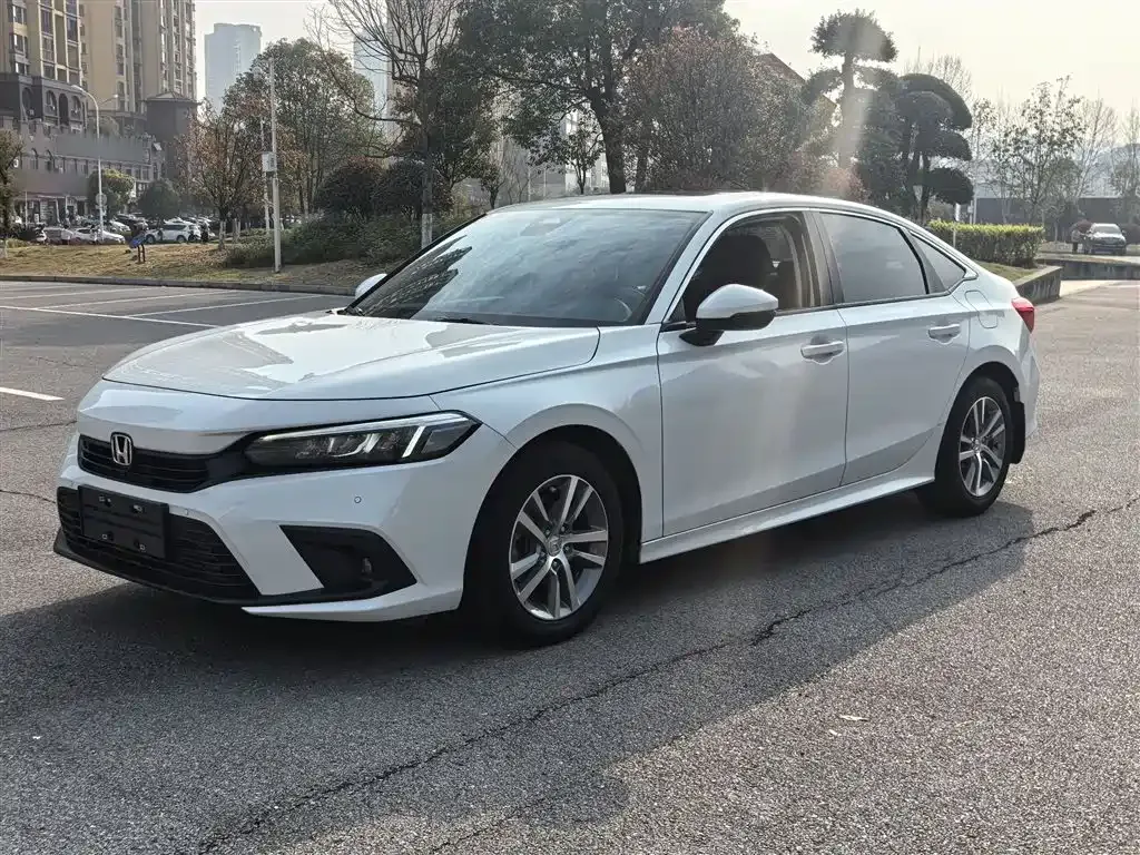 Honda Civic — фото 1