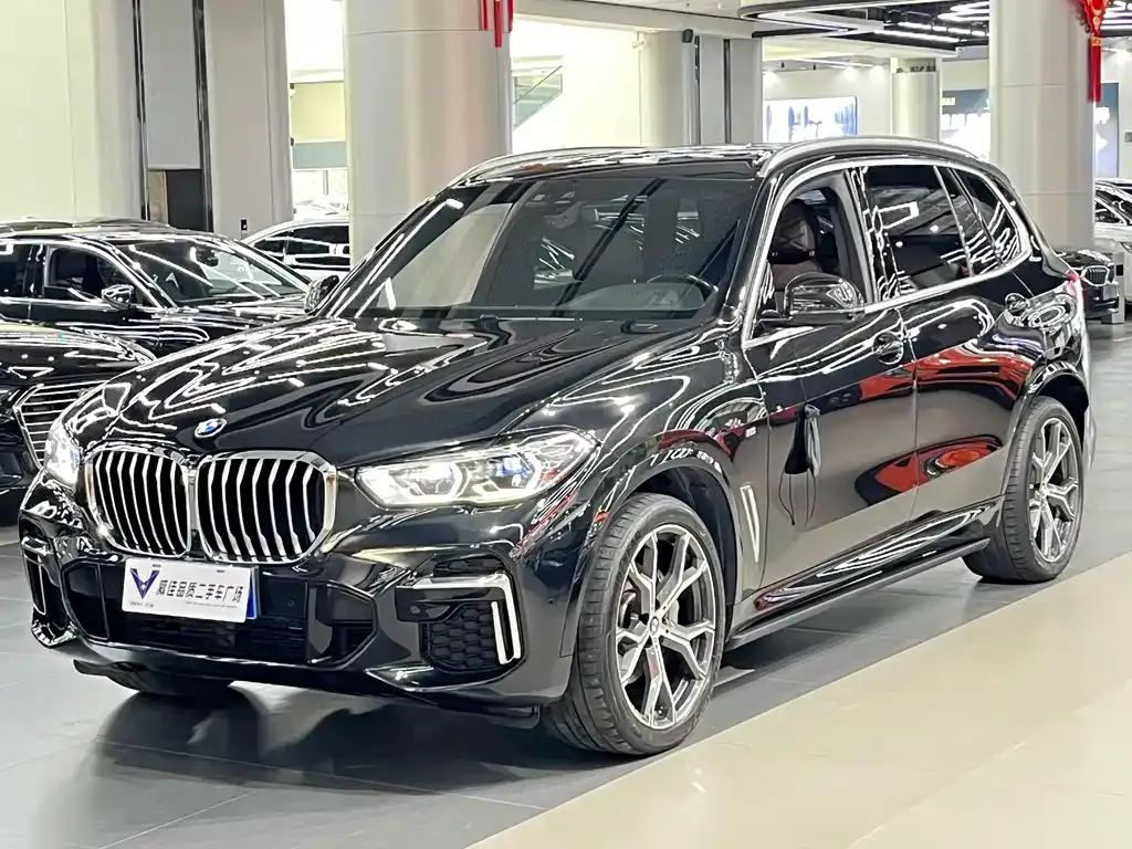 BMW X5 — фото 1