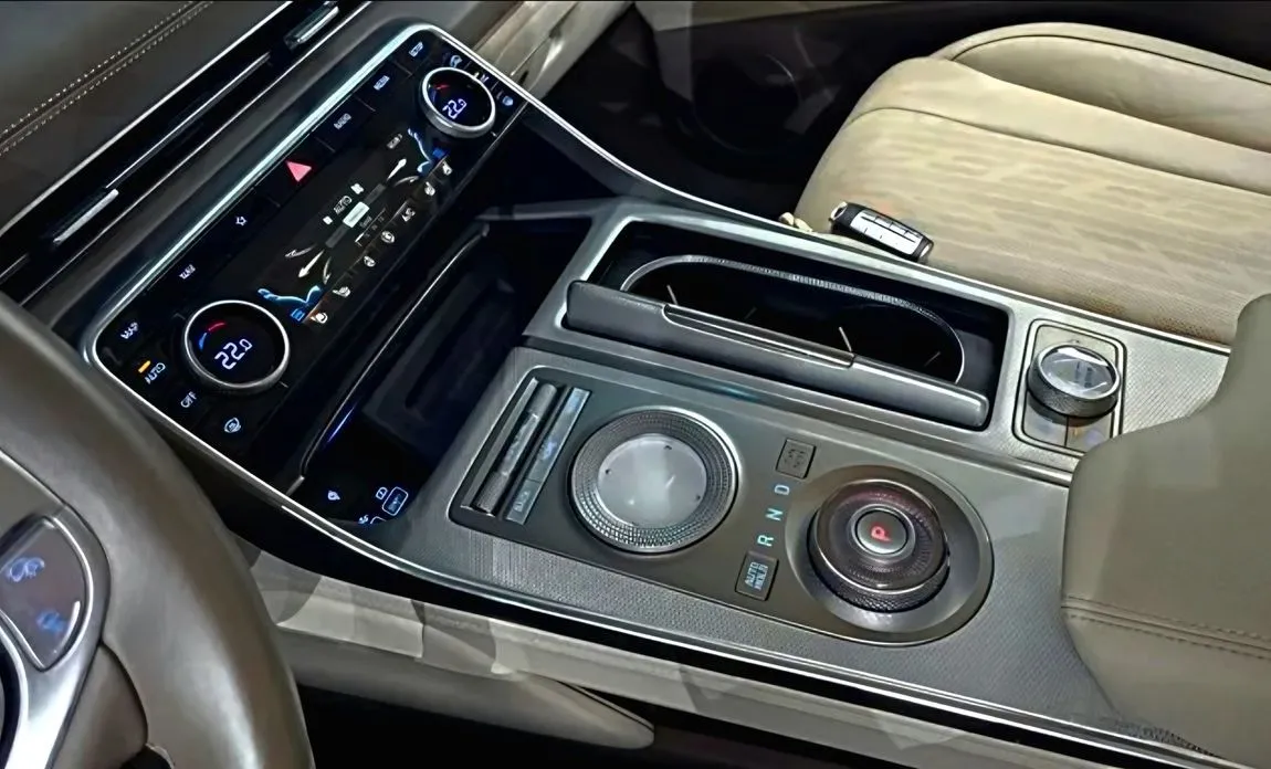 Genesis GV80 — фото 10