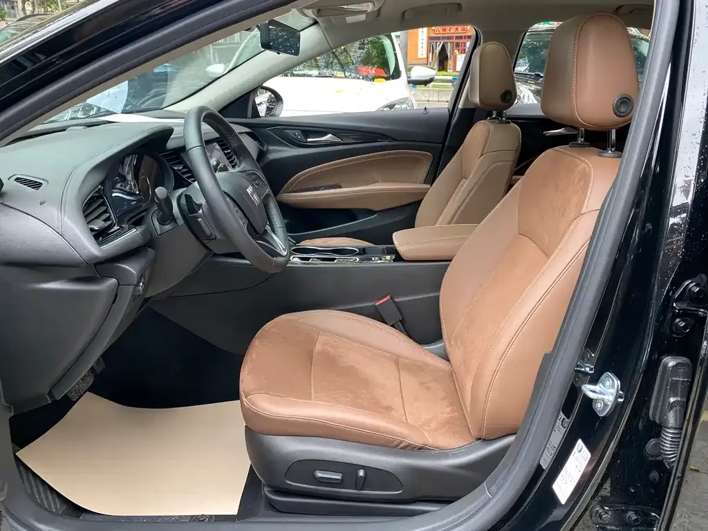 Buick Regal 2023 из CN, фото 2
